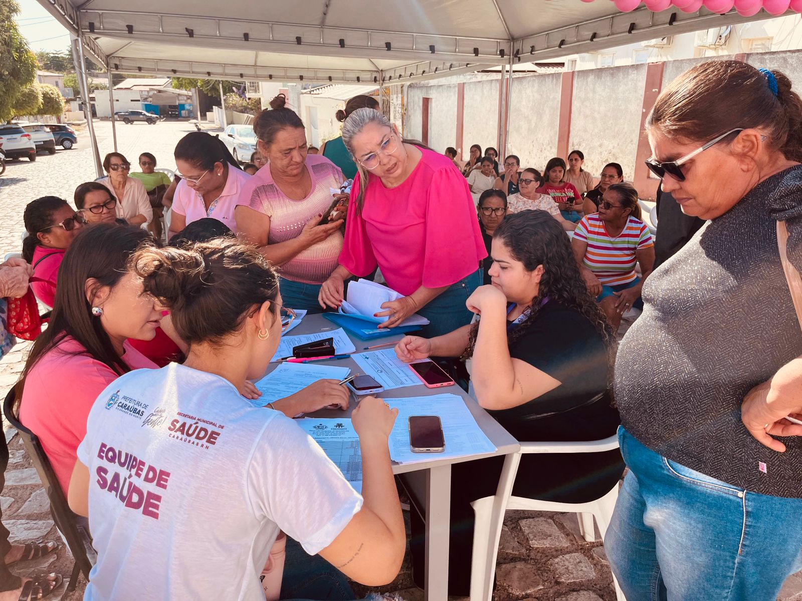Secretaria de Saúde realiza mutirão de mamografia dentro da campanha Outubro Rosa em Caraúbas
